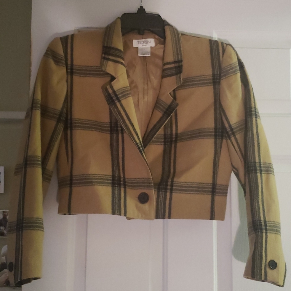 Itokin Cisa Medium Wool Crop Blazer